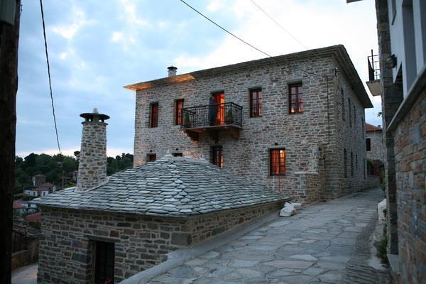 Hotel Xenonas Ton Chromaton Lavkos Exterior foto
