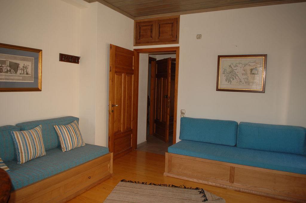 Hotel Xenonas Ton Chromaton Lavkos Exterior foto